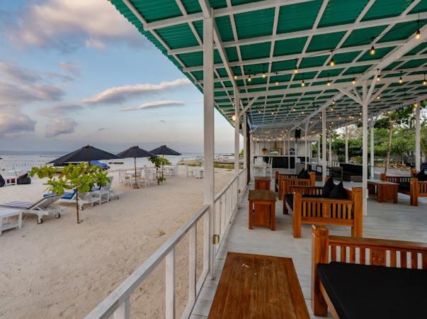Nusa Indah Onai Hotel Lembongan Exterior photo
