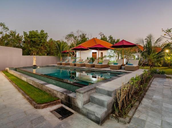 Nusa Indah Onai Hotel Lembongan Exterior photo