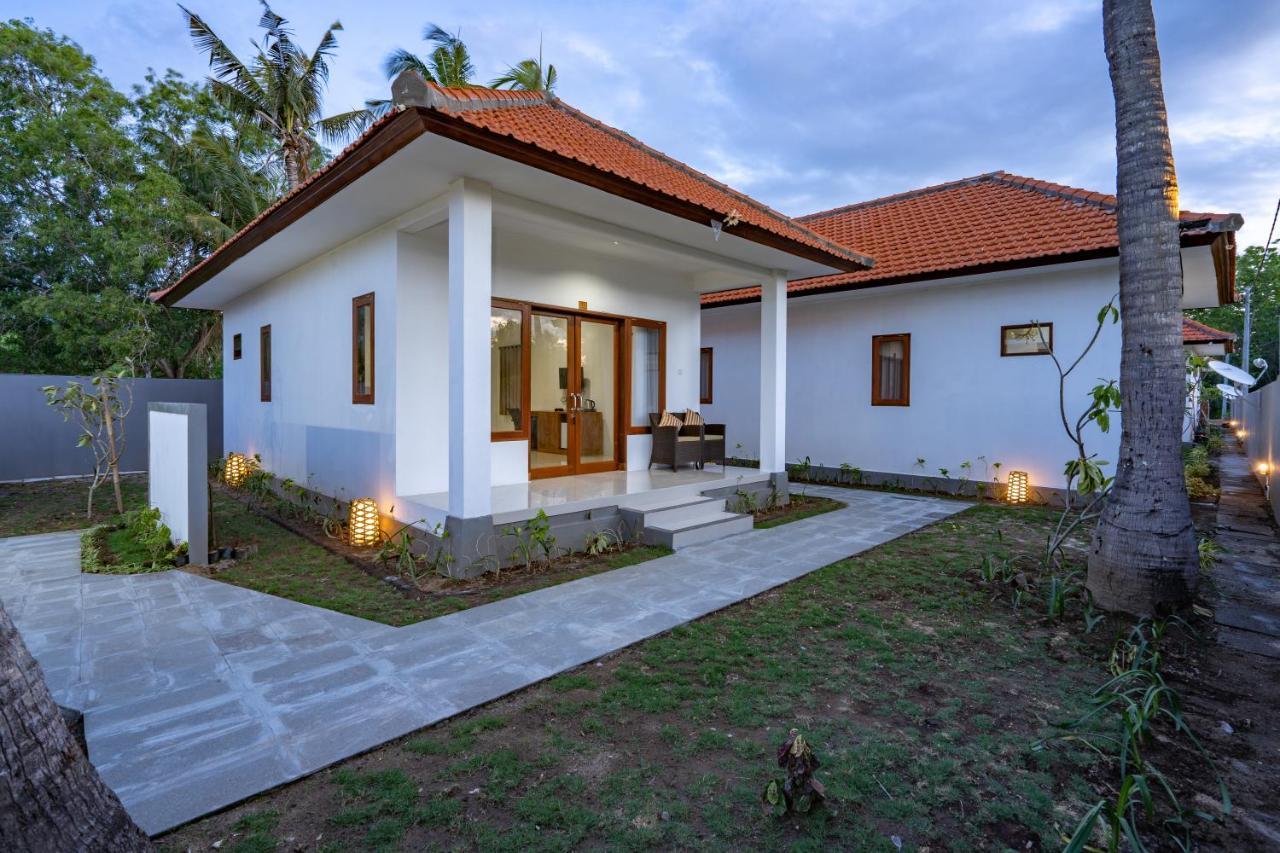 Nusa Indah Onai Hotel Lembongan Exterior photo